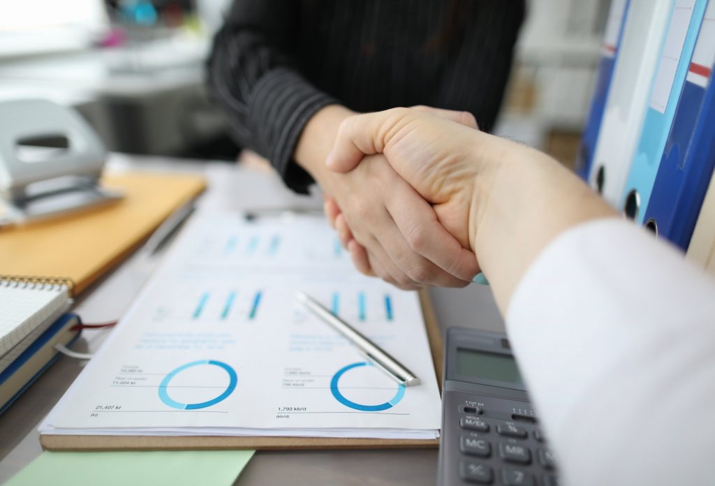 Cómo conseguir financiamiento para una empresa